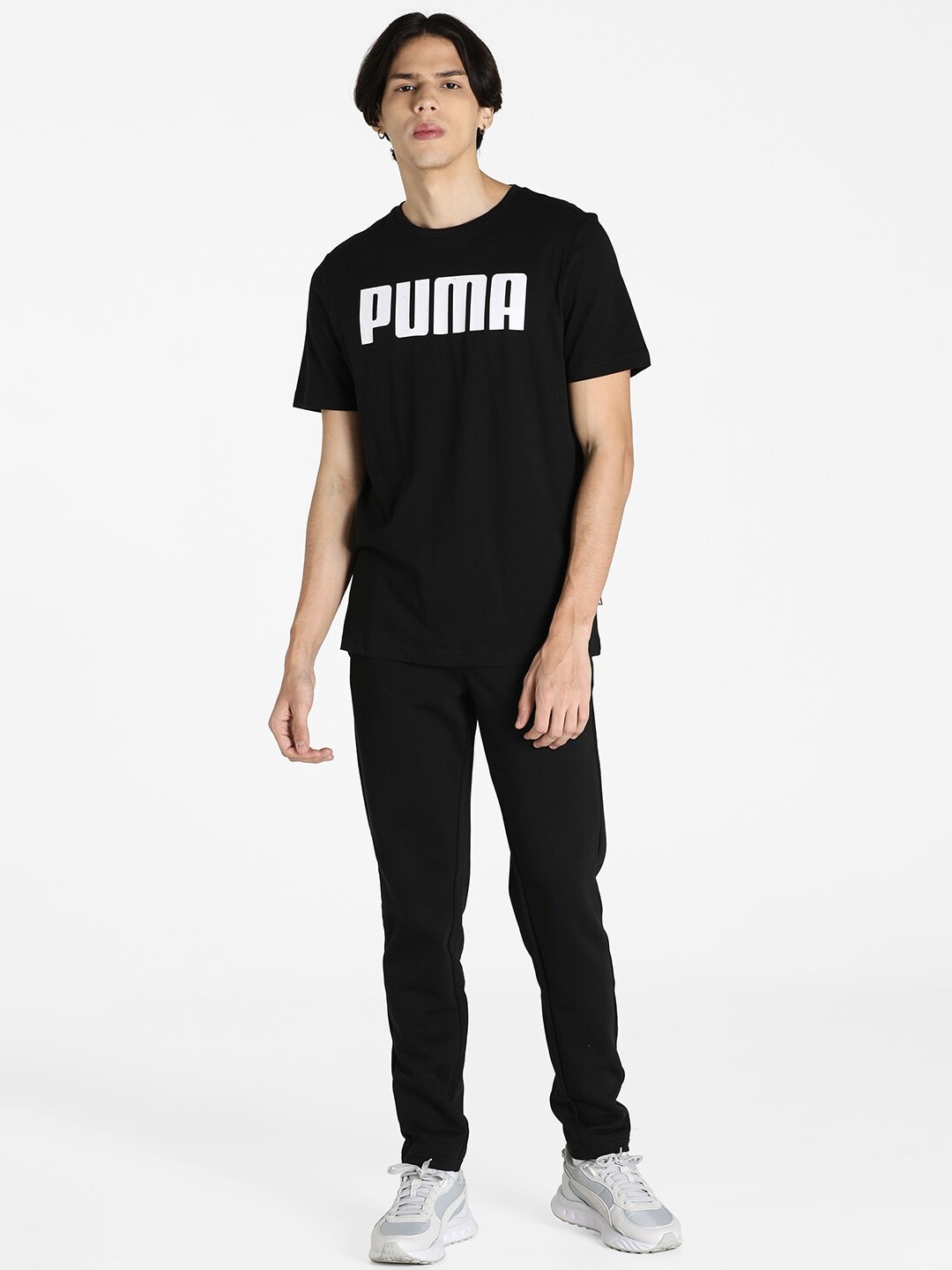 

Puma Men Black & White Typography Printed Regular Fit T-shirt