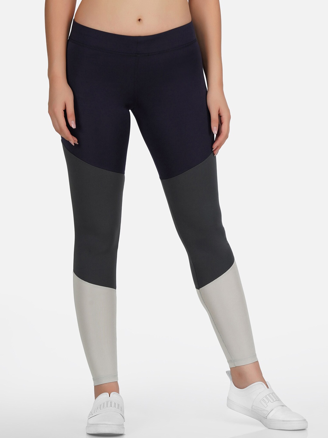 

NEU LOOK FASHION Women Blue & Grey Colourblocked Rapid-Dry Tights