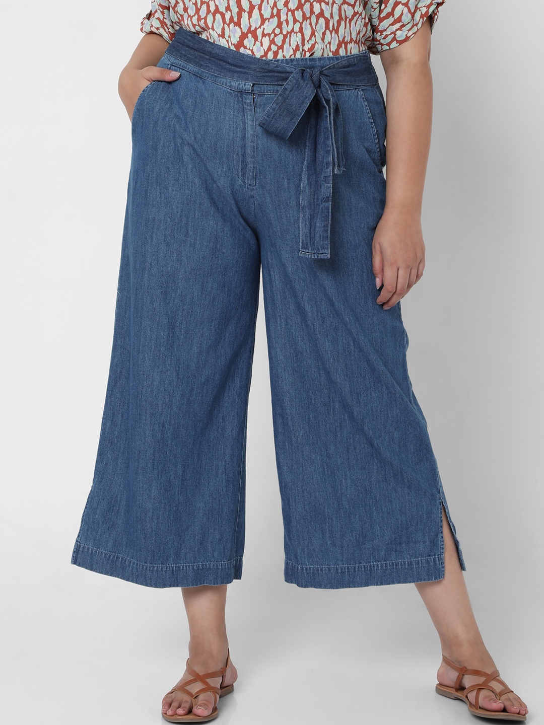 

VERO MODA CURVE Women Blue Loose Fit Pleated Culottes Trousers