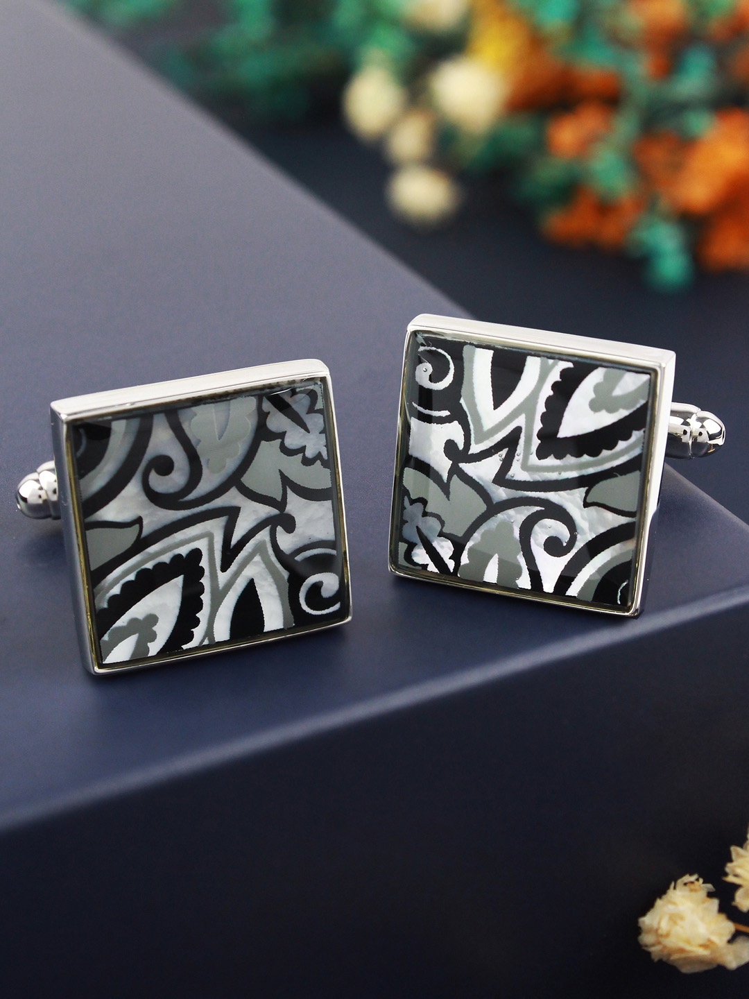 

PELUCHE Silver Natural Mother of Pearl Stone with Art Print Cufflink