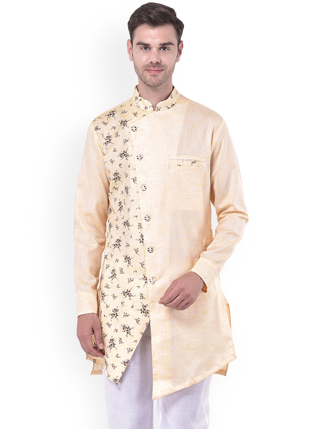 

SG LEMAN Men Yellow Floral Printed Kurta