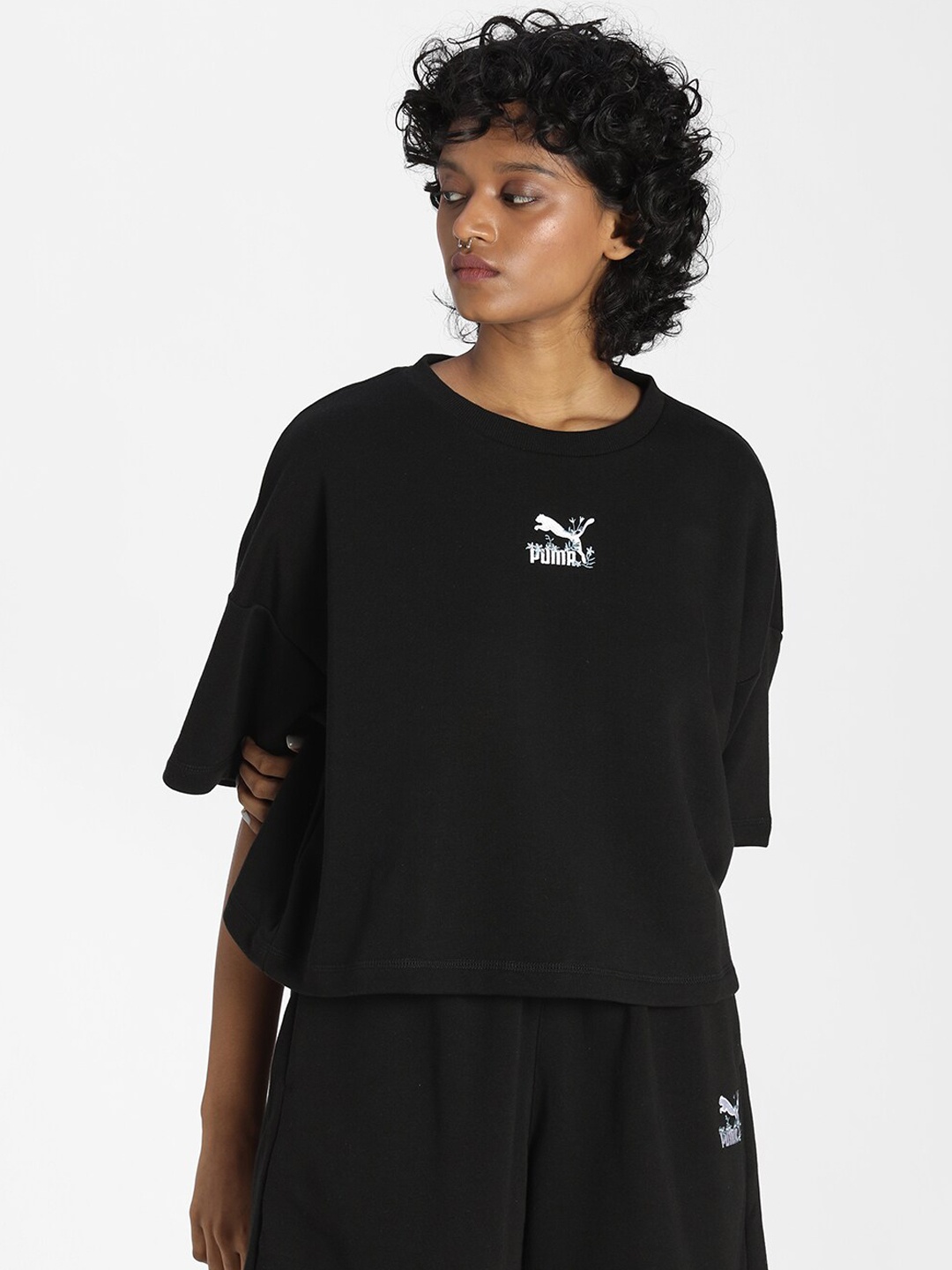 

Puma Women Black Floral Sweatshirt