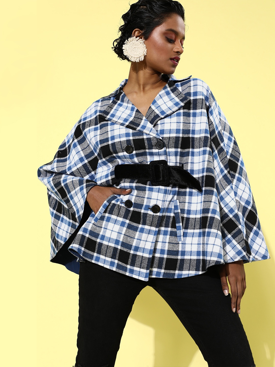 

QUIERO Women Stunning Blue Solid PonchoShrug
