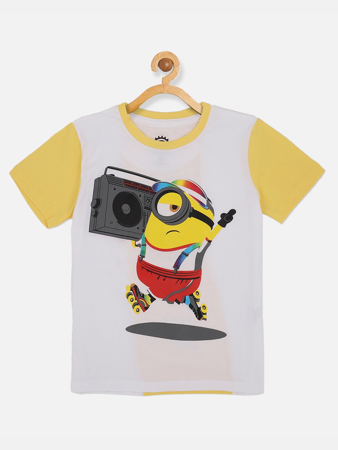 

Kids Ville Boys White & Yellow Minions Printed T-shirt