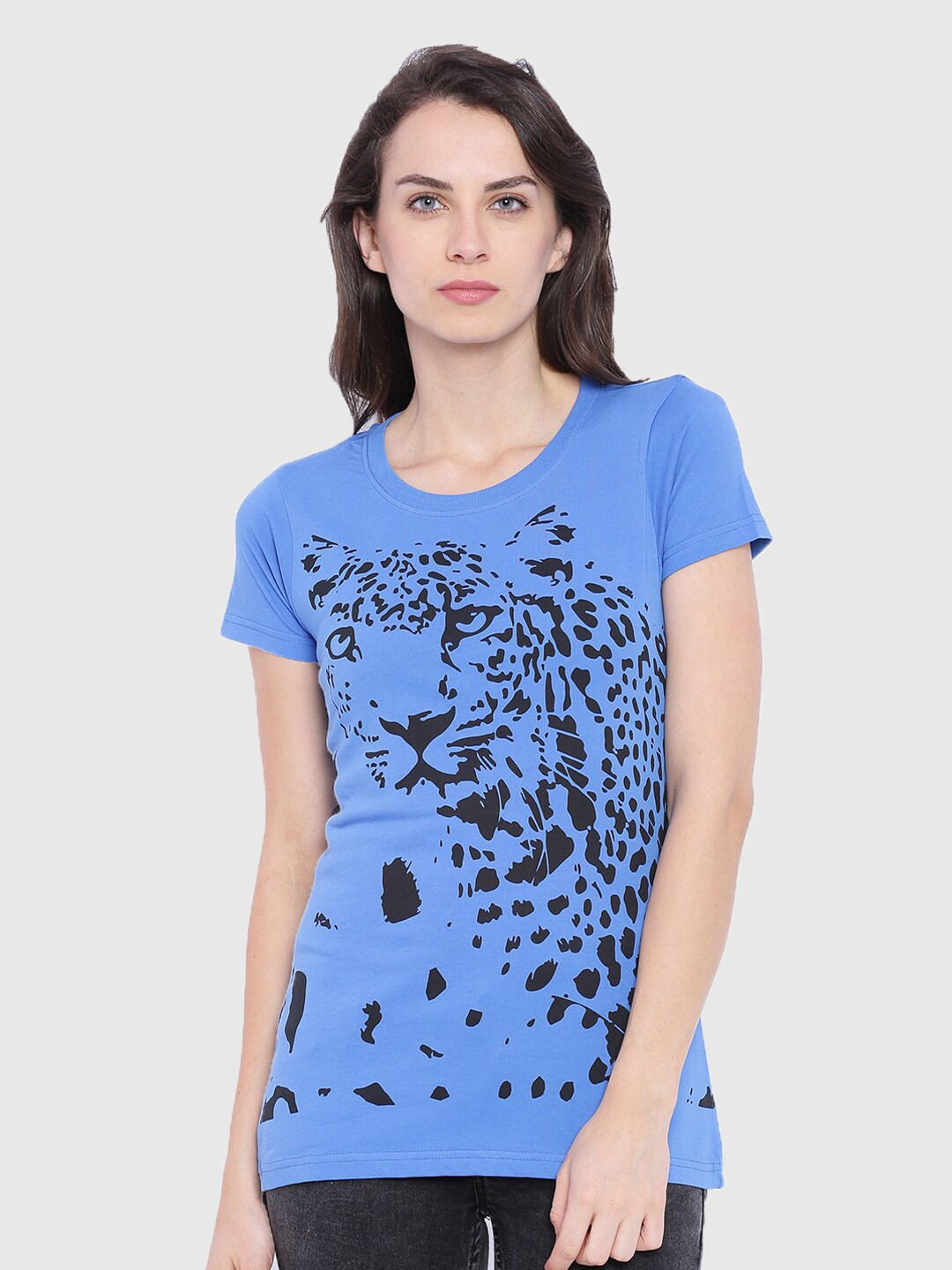 

Wolfpack Women Blue Leopard Graphic Printed T-shirt