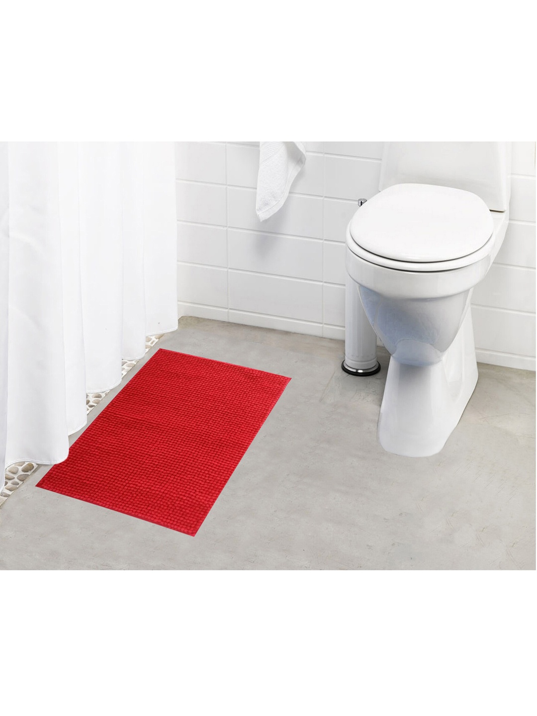 

Lushomes Red Shaggy Anti Slip Bath mat