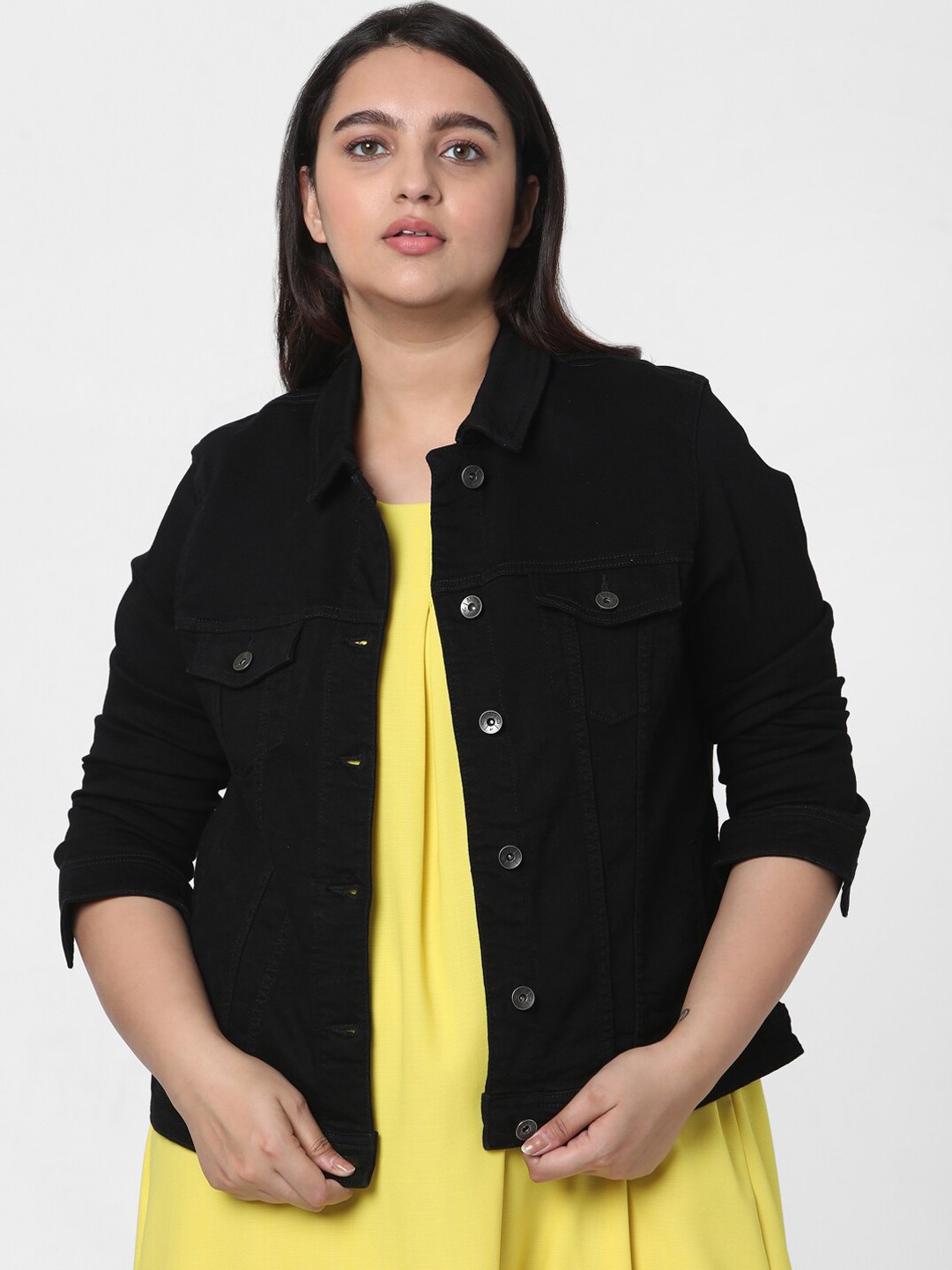 

Vero Moda Women Black Crop Denim Jacket