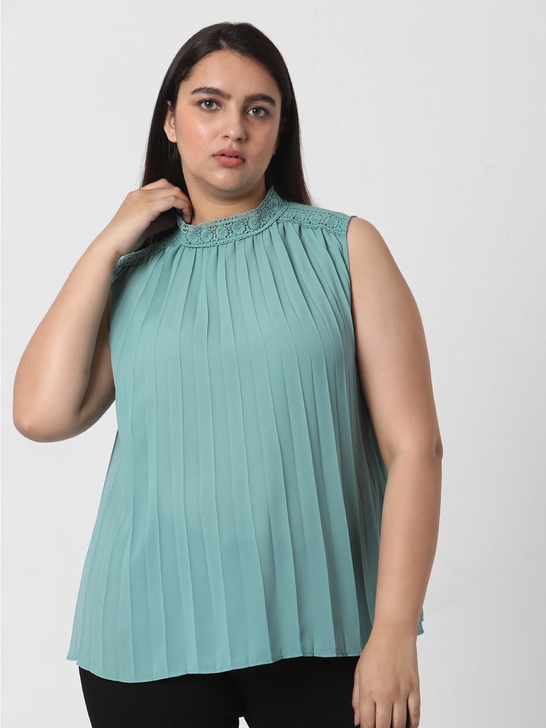 

Vero Moda Blue Accordion Pleats Regular Top