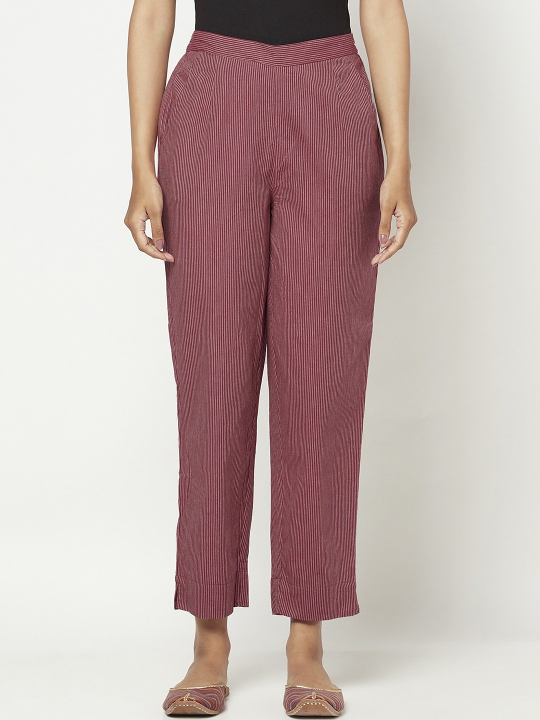 

Fabindia Women Maroon Nagari Striped Cotton Tapered Fit Cropped Trousers