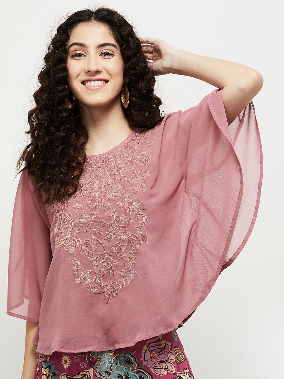 

max Women Pink Floral Embellished Georgette Top