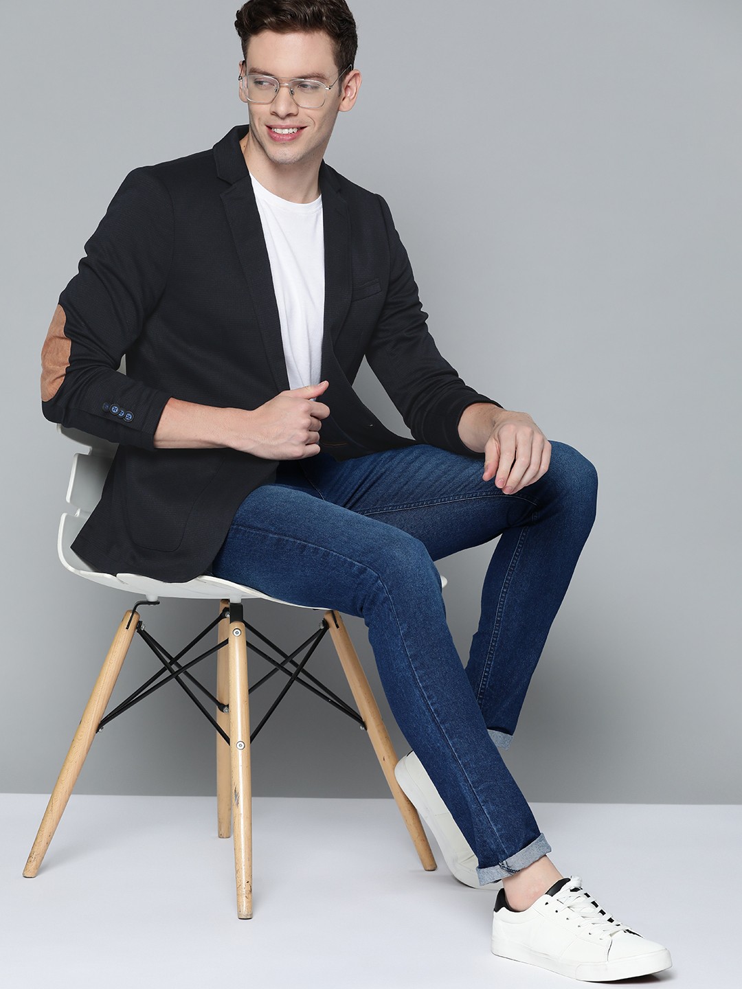 

Mast & Harbour Men Navy Blue Self-Checked Single-Breasted Casual Blazer