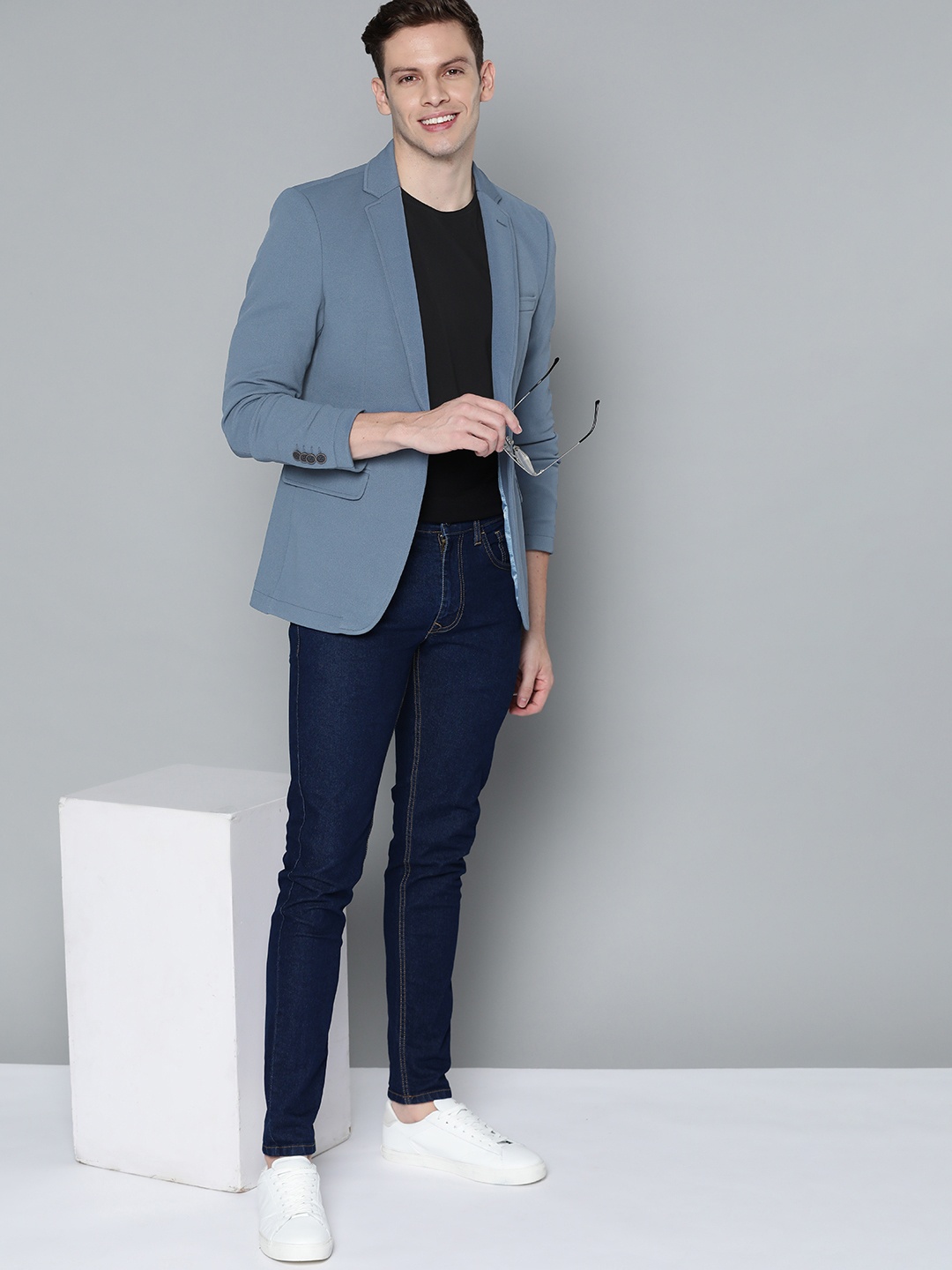 

Mast & Harbour Men Blue Textured Regular Fit Smart Casual Blazer