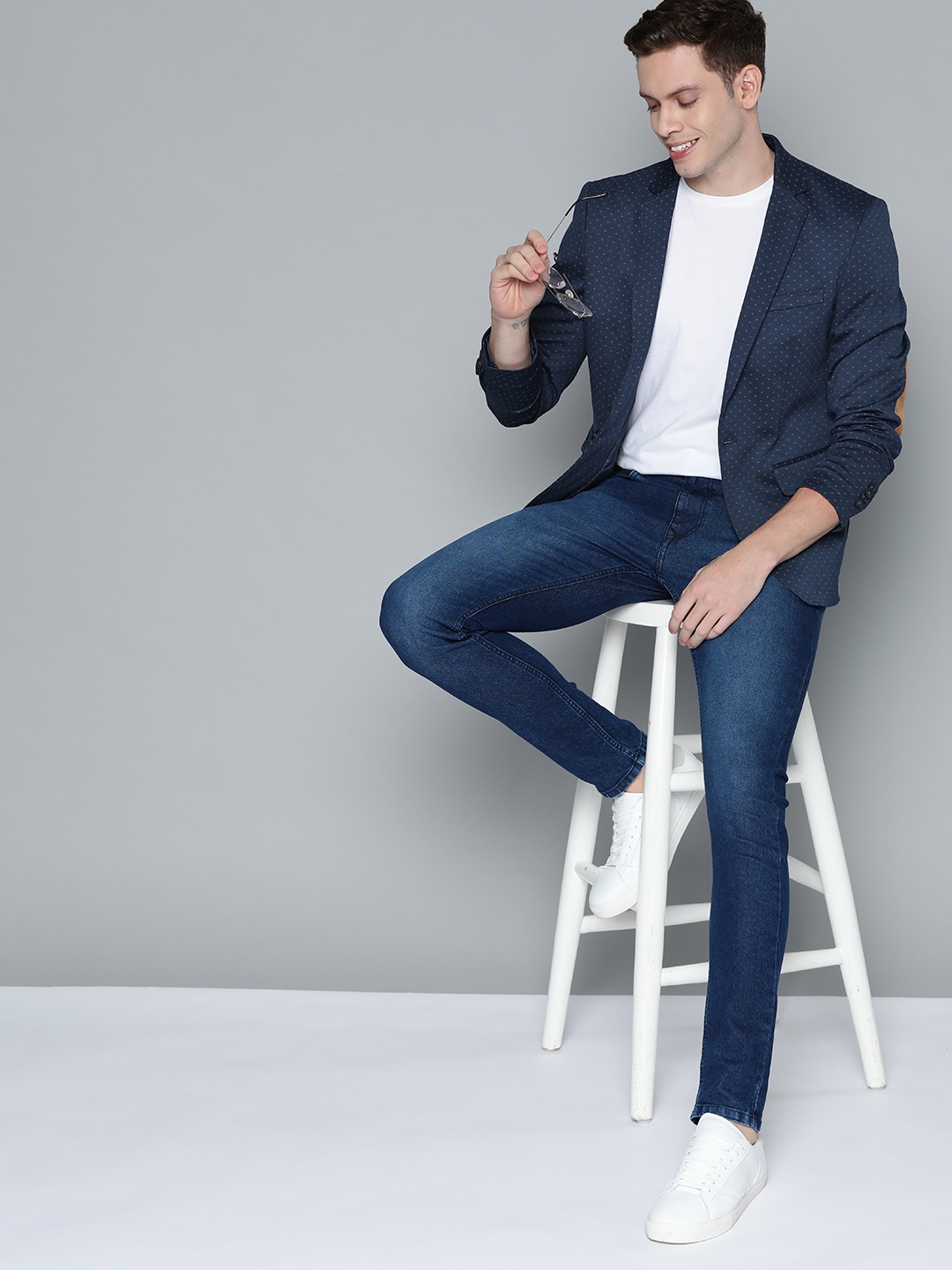 

Mast & Harbour Men Navy Blue Self Design Single-Breasted Blazer