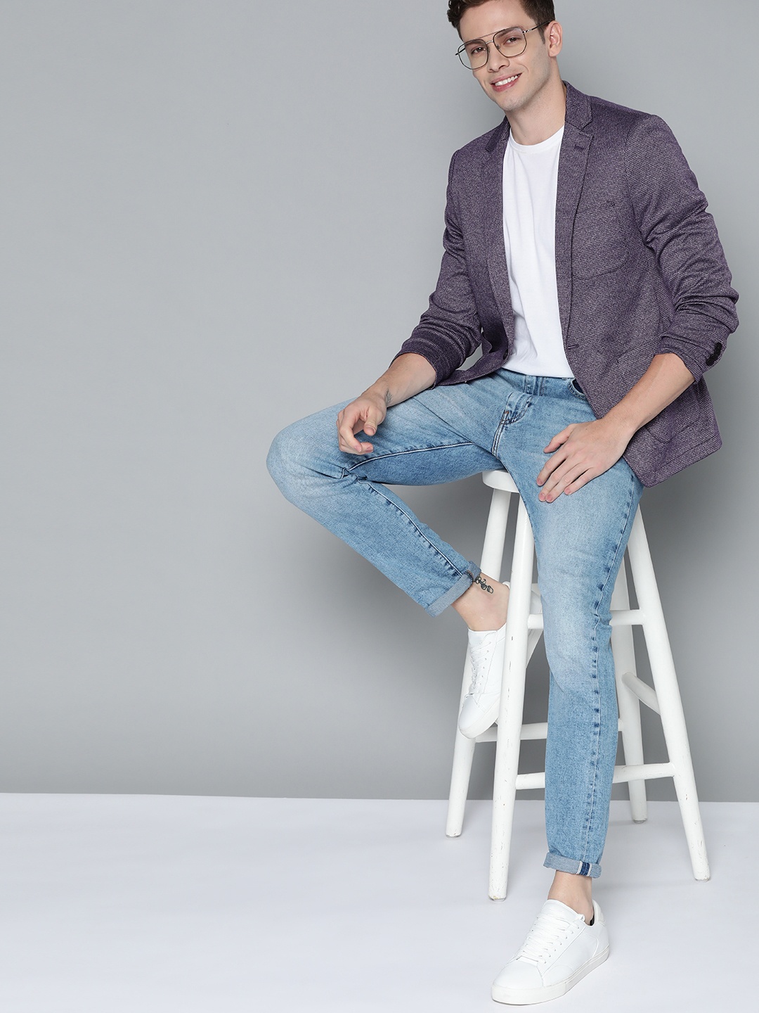 

Mast & Harbour Men Purple Solid Single-Breasted Blazer