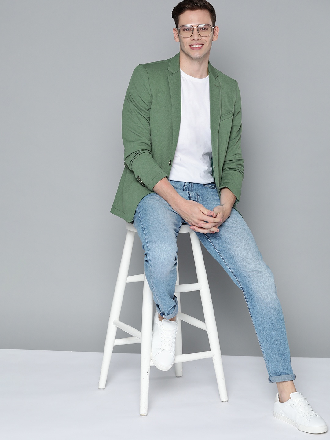 

Mast & Harbour Men Green Self Design Regular Fit Smart Casual Blazer