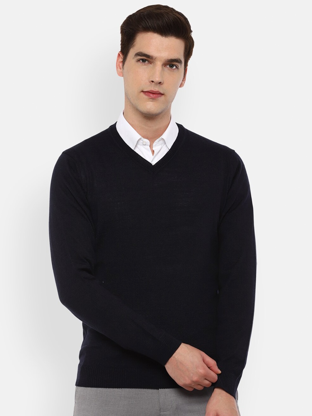 

Van Heusen Men Black Pullover