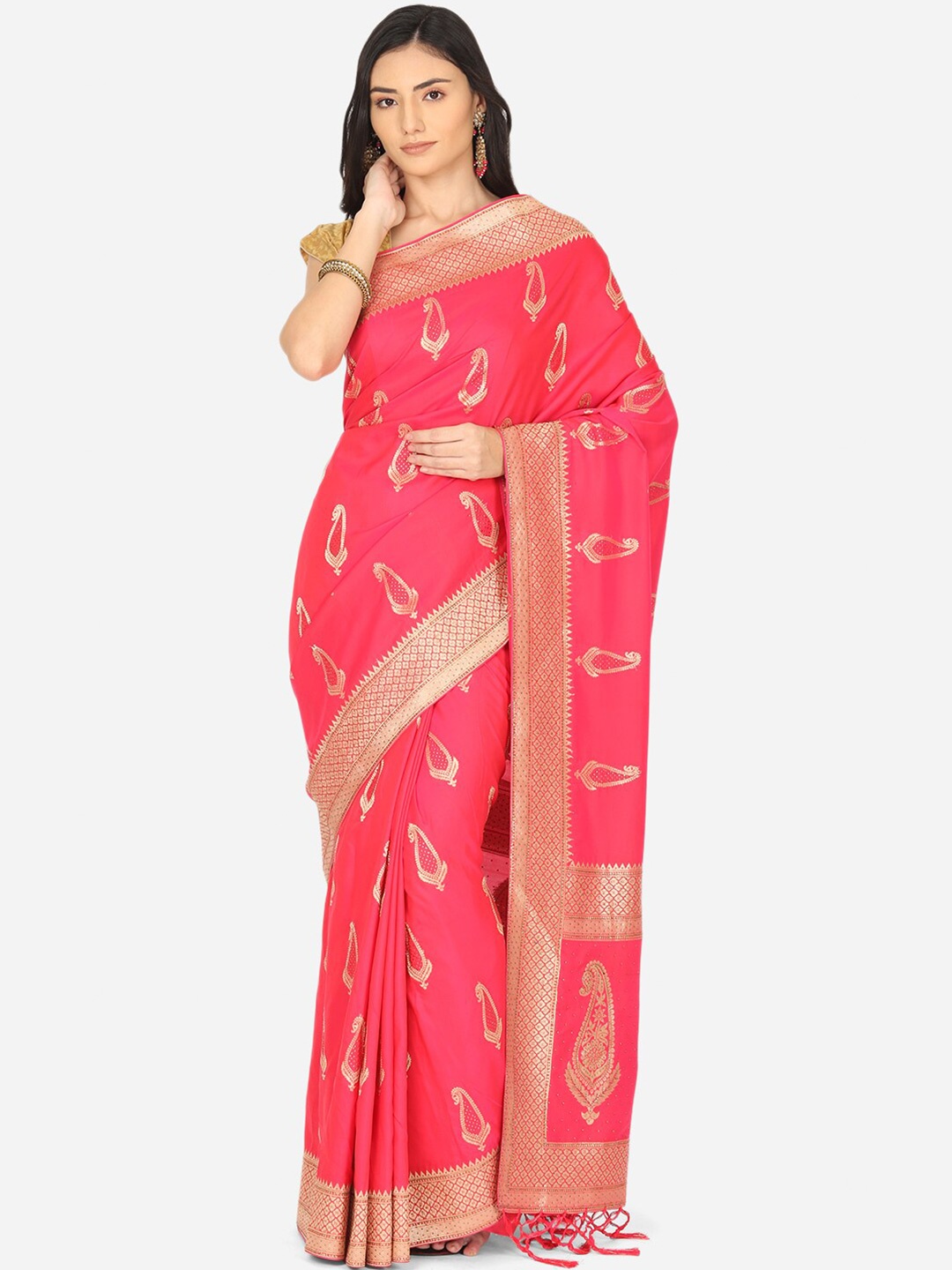

BOMBAY SELECTIONS Magenta & Gold-Toned Woven Design Zari Art Silk Banarasi Saree