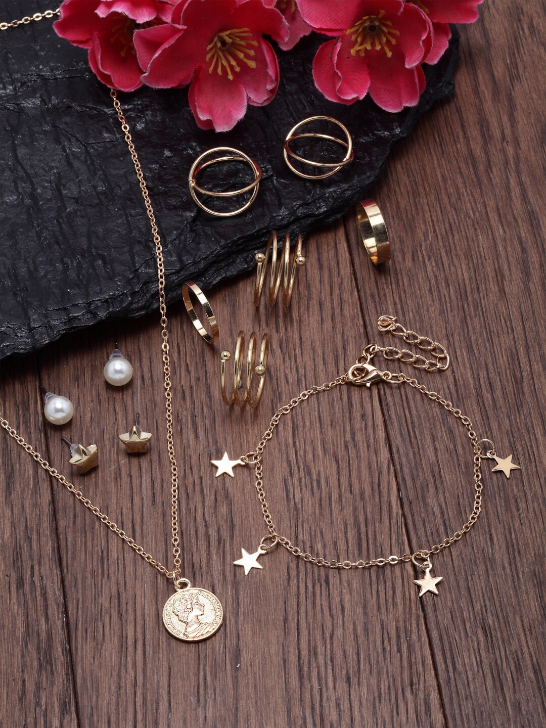 

Ferosh Women Gold-Toned & White Artificial Stones-Studded & Beaded Dainty Jewellery Set