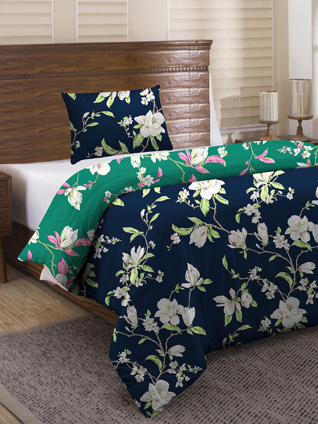 

Divine Casa Green & Navy Blue Printed 120 GSM Single Duvet Cover