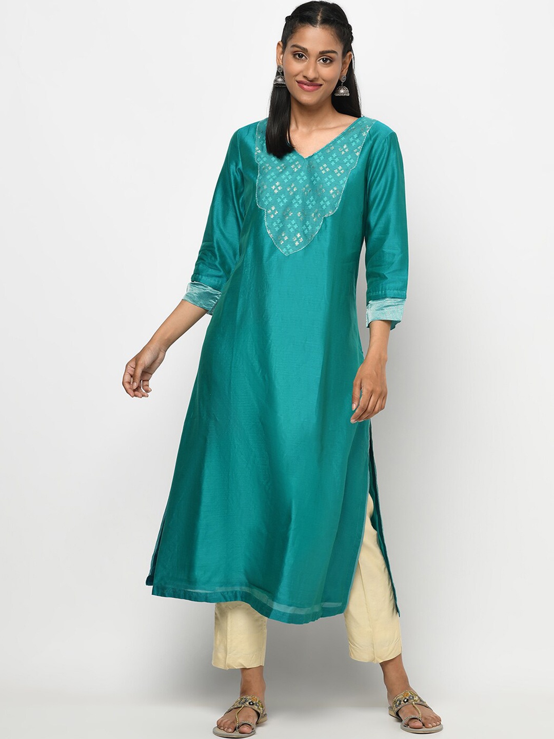

Fabindia Women Teal Yoke Design Thread Work Kurta