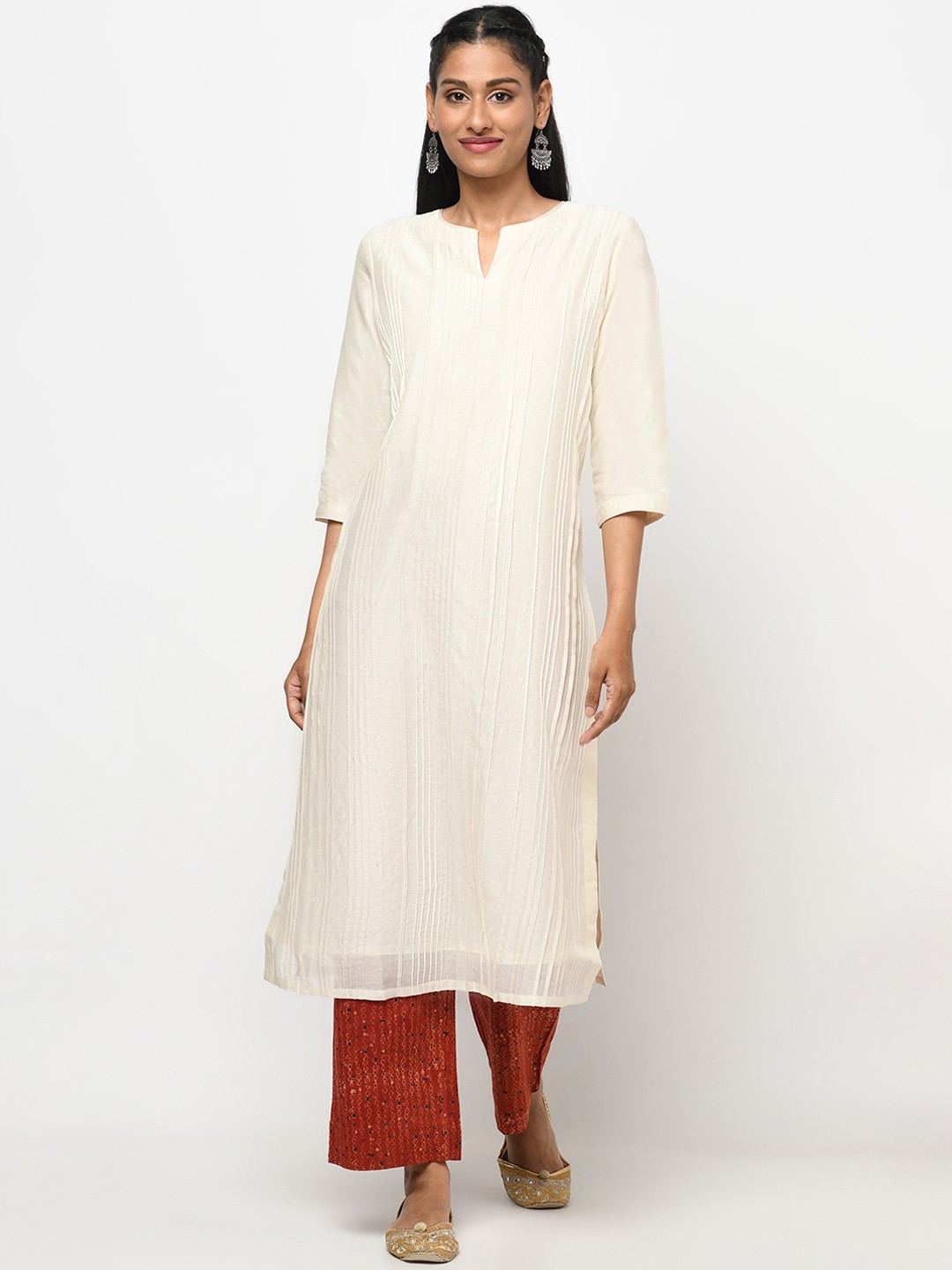 

Fabindia Women Beige Keyhole Neck Kurta
