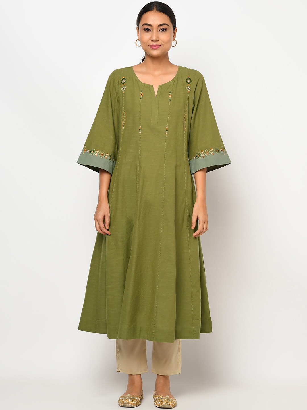 

Fabindia Women Green Embroidered Thread Work A-Line Kurta