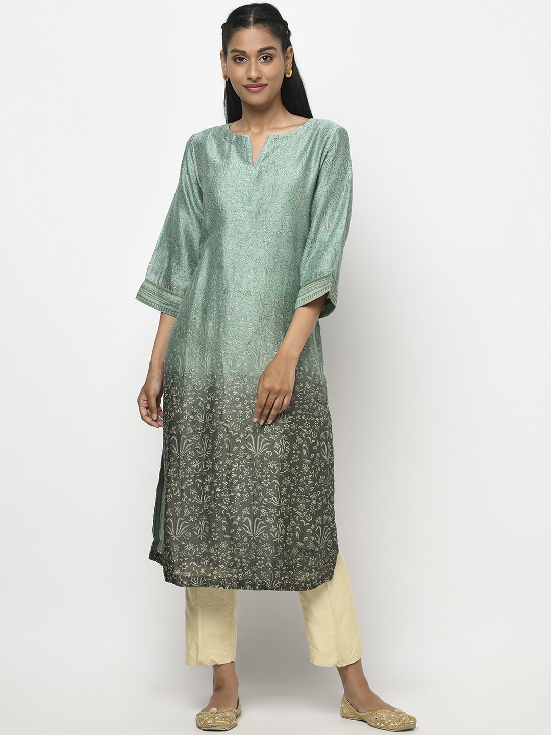 

Fabindia Women Teal & Black Floral Printed Keyhole Neck Flared Sleeves Kurta
