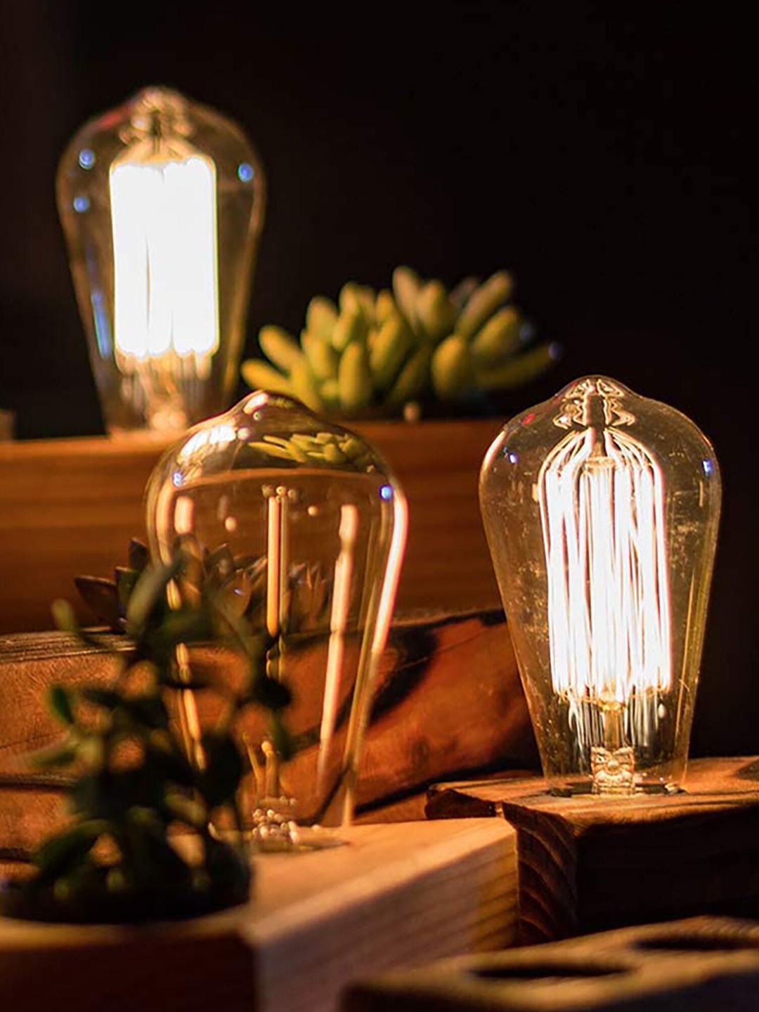 

Homesake Set Of 3 Yellow Tungsten Filament Antique Vintage Glass Light Bulbs E27