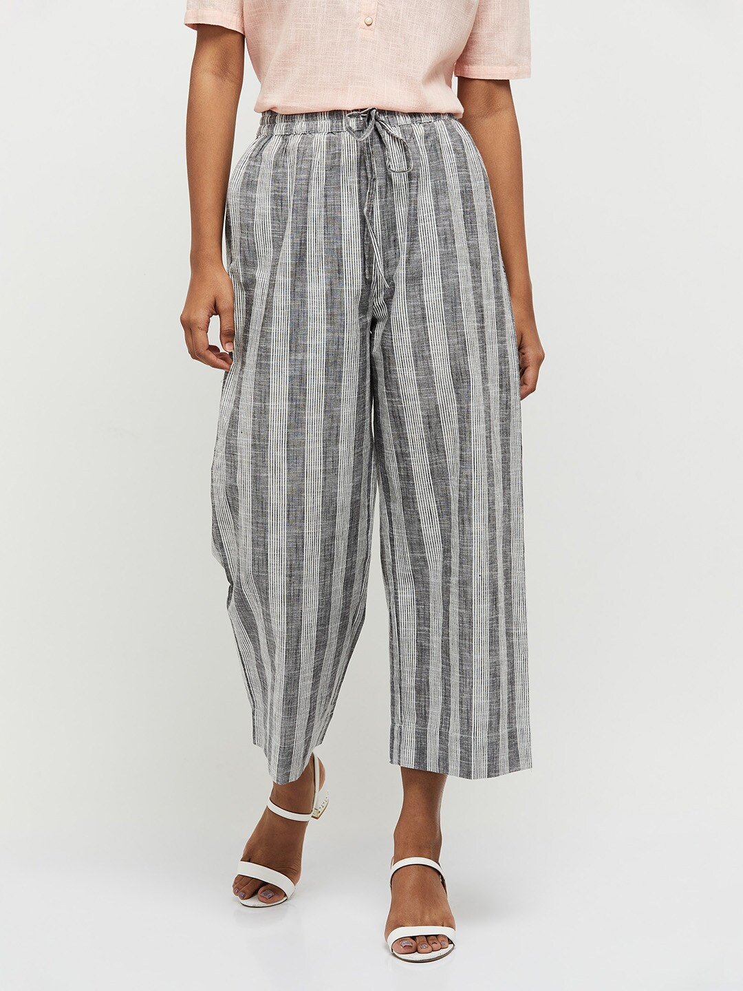 

max Women Grey Striped Cropped Palazzos