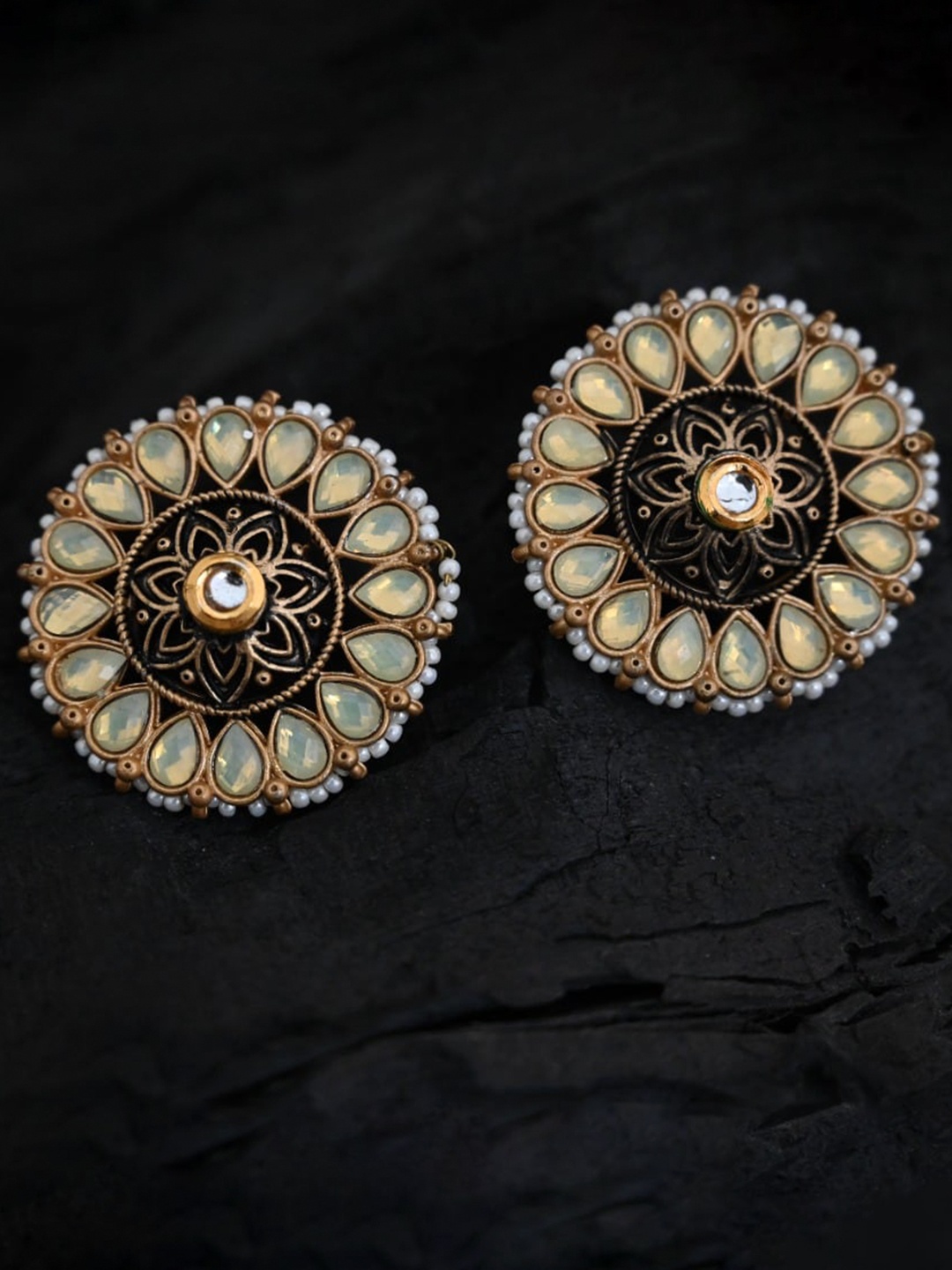 

justpeachy Gold-Toned & White Circular Studs Earrings