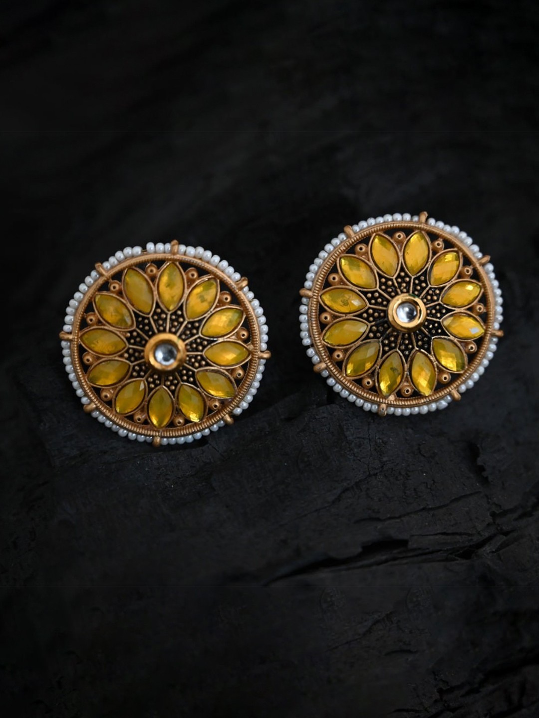 

justpeachy Yellow & Gold-Toned Circular Studs Earrings