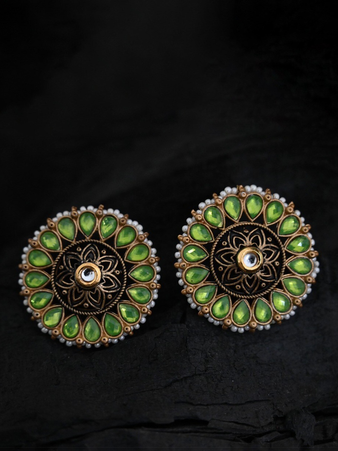 

justpeachy Green Circular Studs