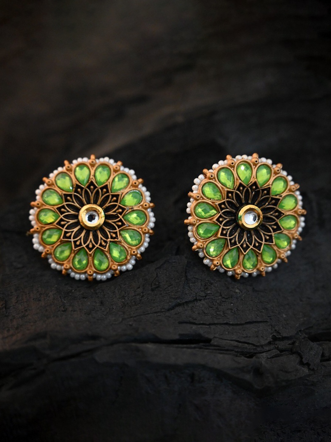 

justpeachy Green & Gold-Plated Circular Studs Earrings