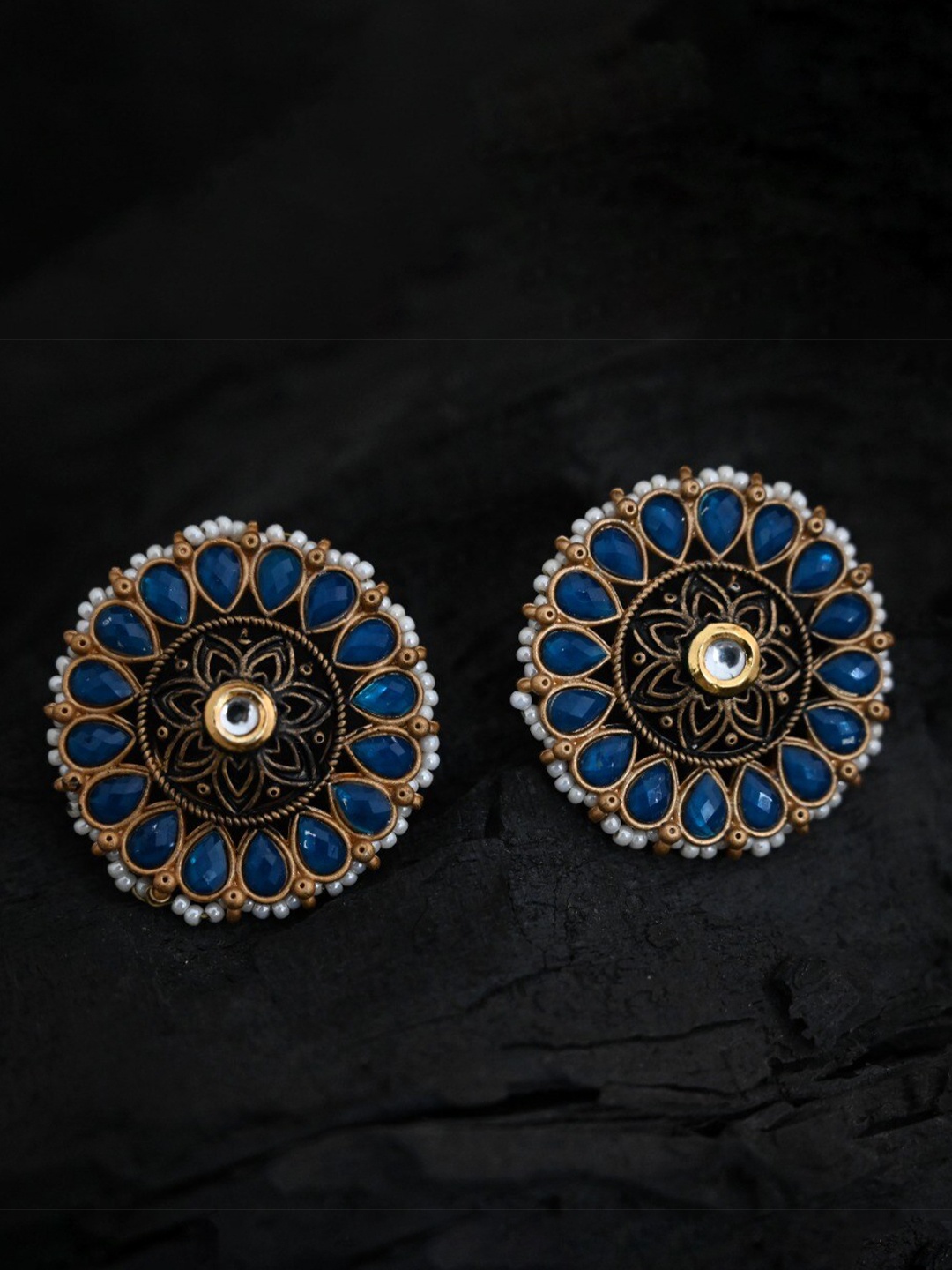 

justpeachy Blue & Gold-Plated Circular Studs Earrings