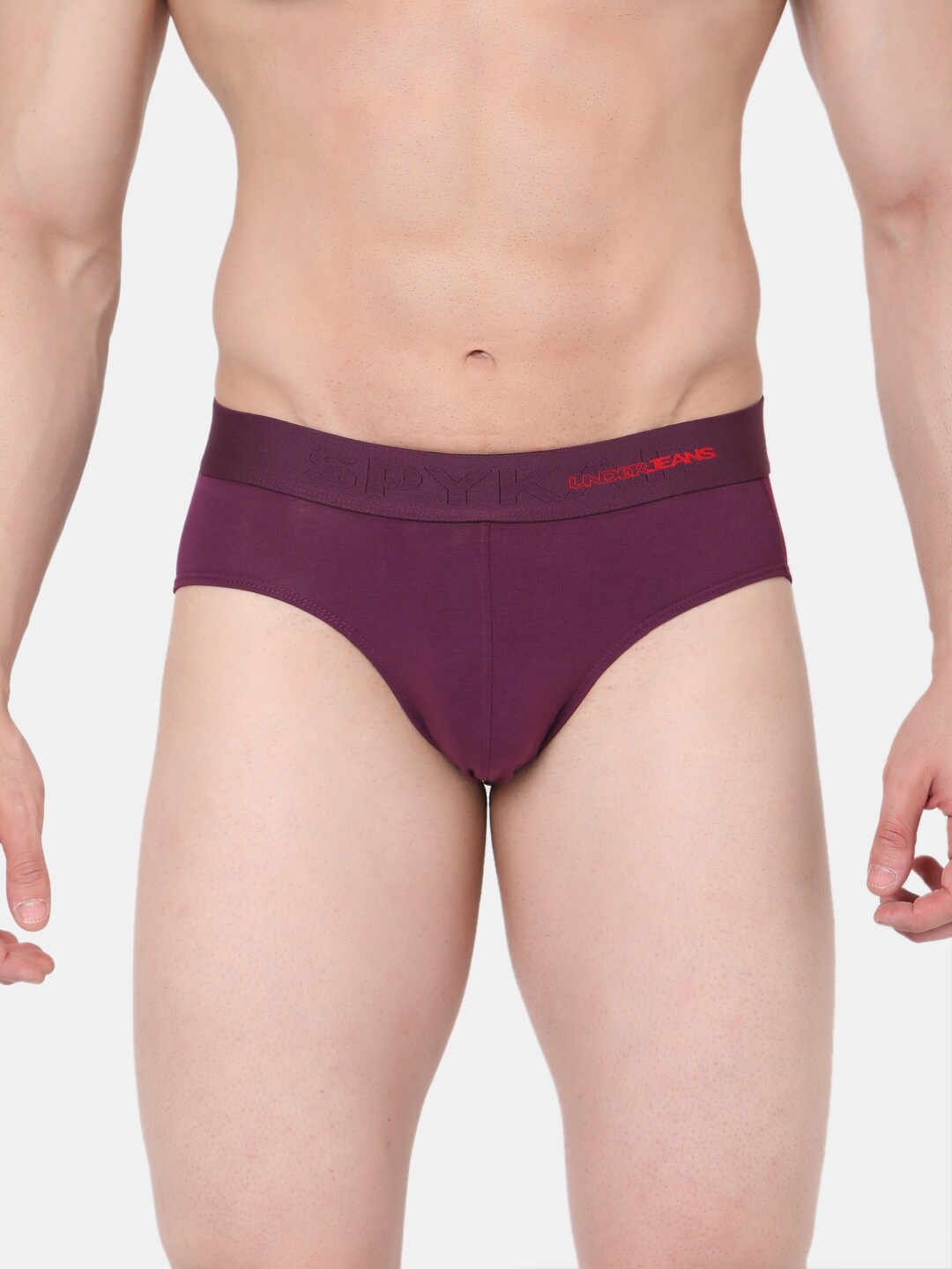 

UnderJeans by Spykar Men Purple Solid Basic Briefs UJMBRRPBS003PURPLE