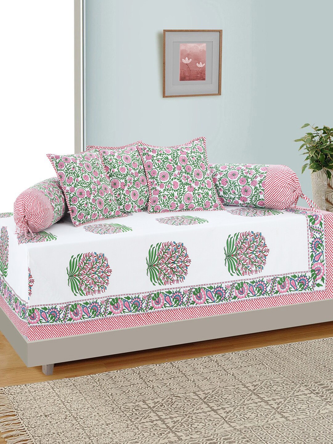 

Salona Bichona White & Pink Floral Printed 6 Pcs Pure Cotton 144TC Bedsheet With Bolster & Cushion Covers