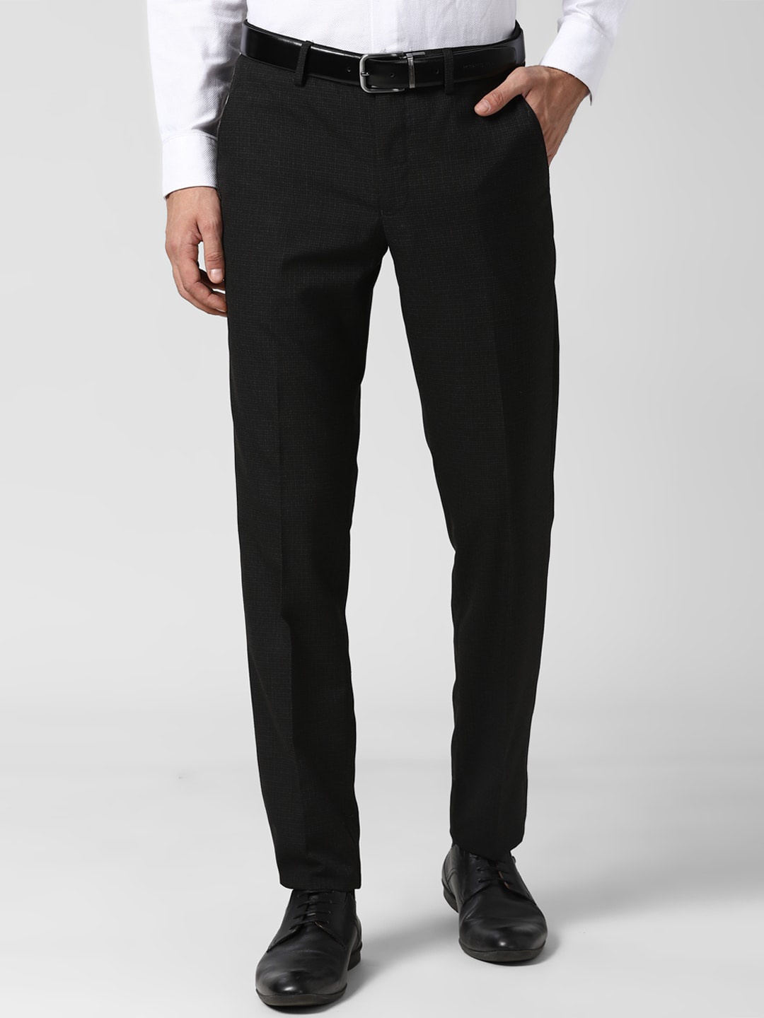 

Peter England Men Black Slim Fit Formal Trousers