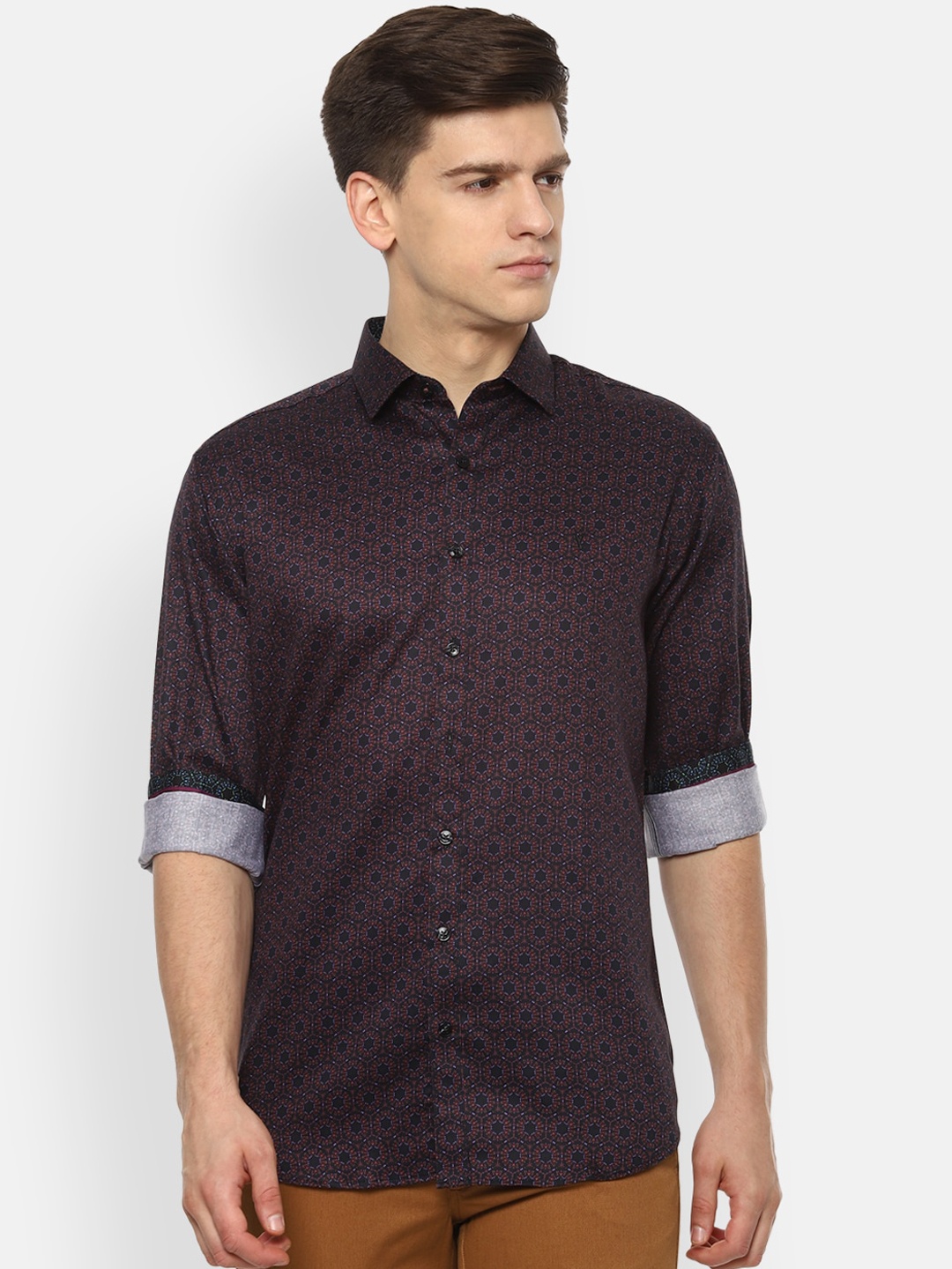 

V Dot Men Brown Slim Fit Floral Opaque Printed Casual Shirt