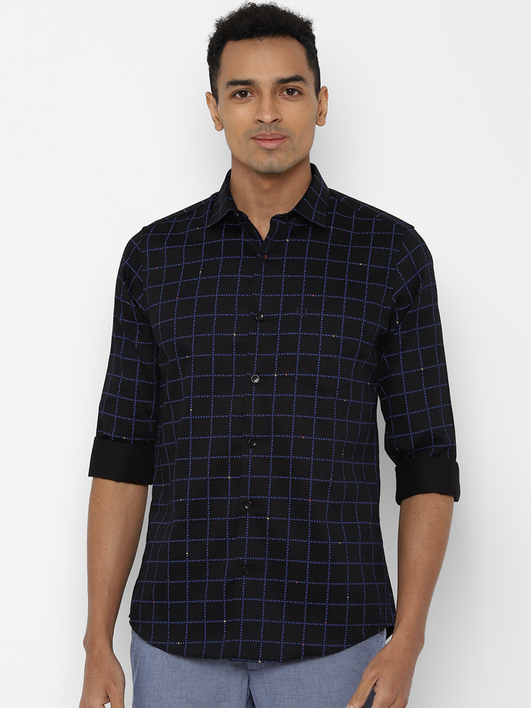 

Allen Solly Men Navy Blue Slim Fit Windowpane Checks Opaque Cotton Casual Shirt