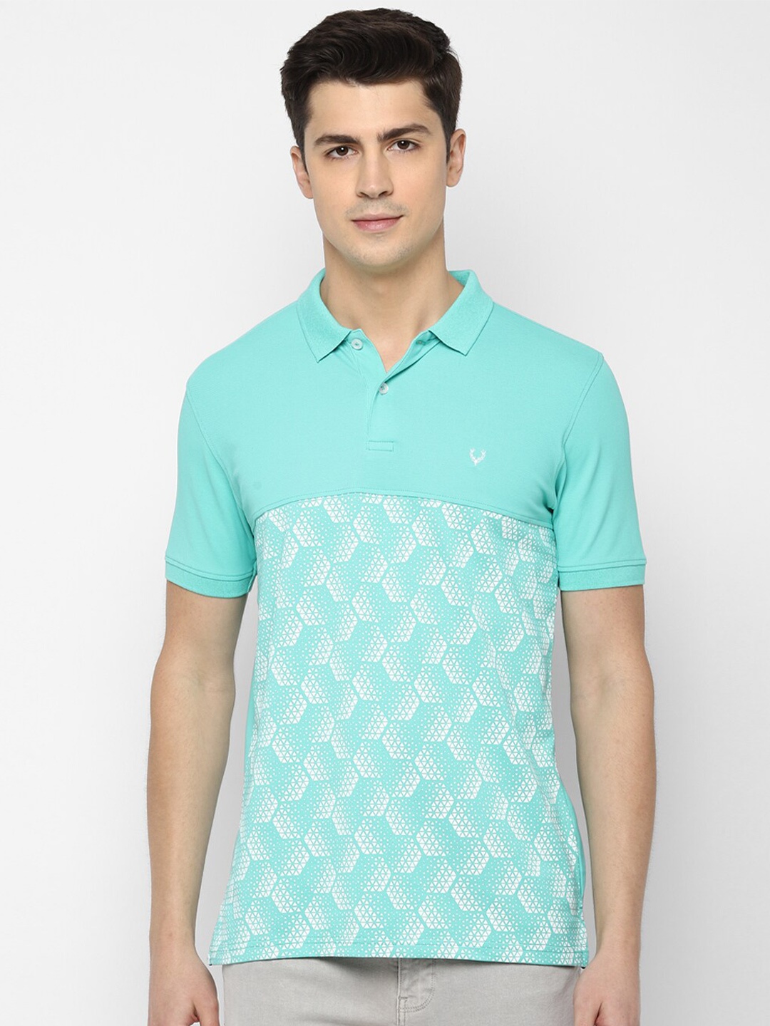 

Allen Solly Men Blue Printed Polo Collar Tropical Pockets T-shirt