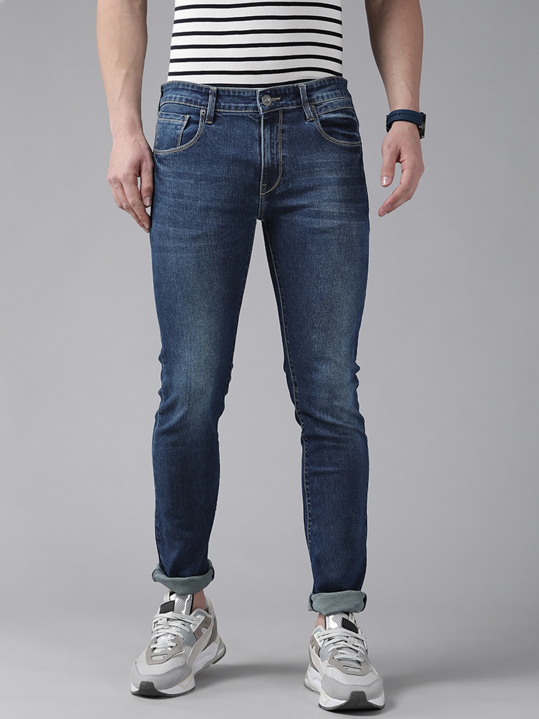 

BEAT LONDON by PEPE JEANS Men Blue Vapour Fit Light Fade Stretchable Jeans