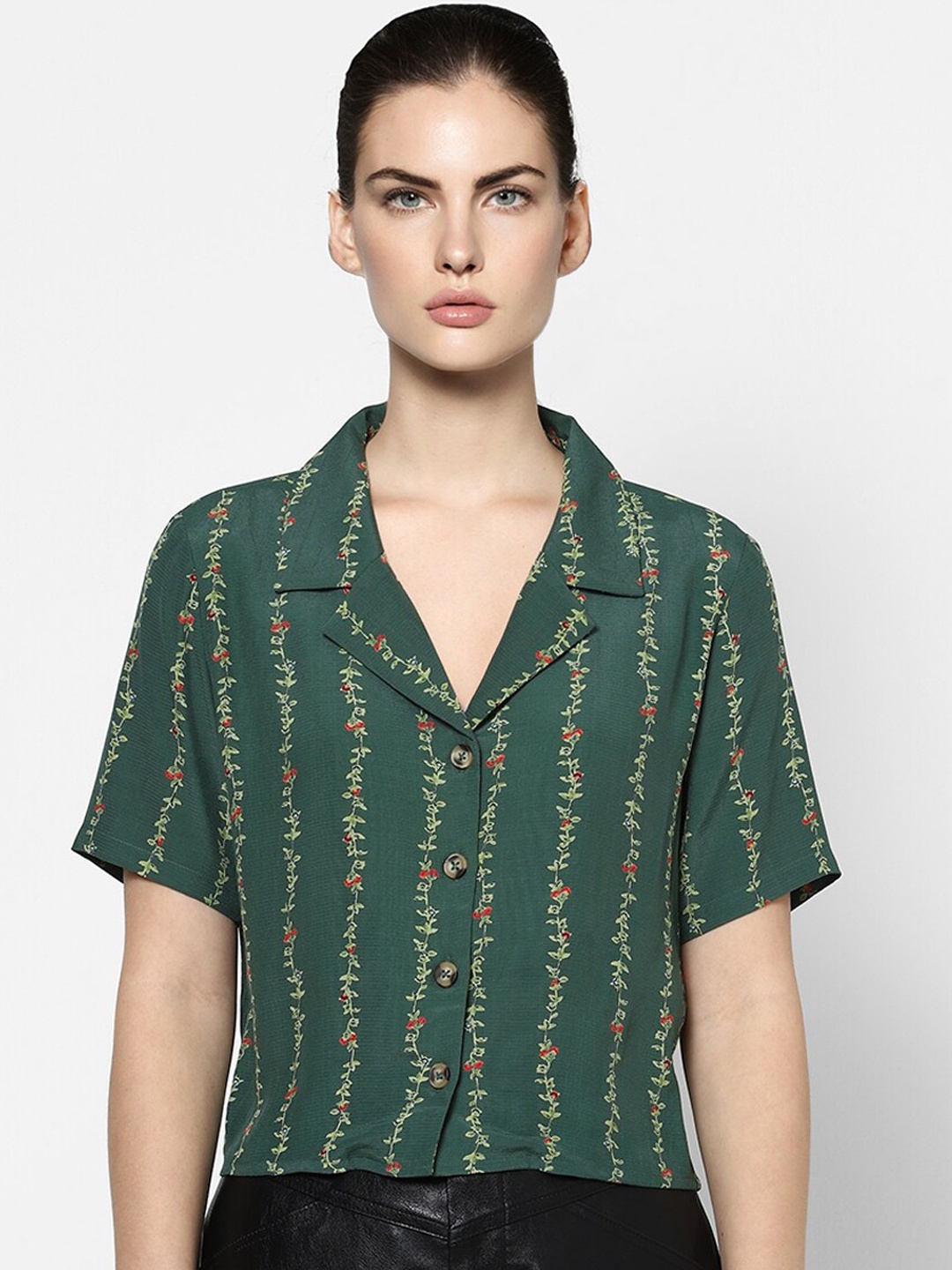 

ONLY Women Green Slim Fit Opaque Printed Casual Shirt