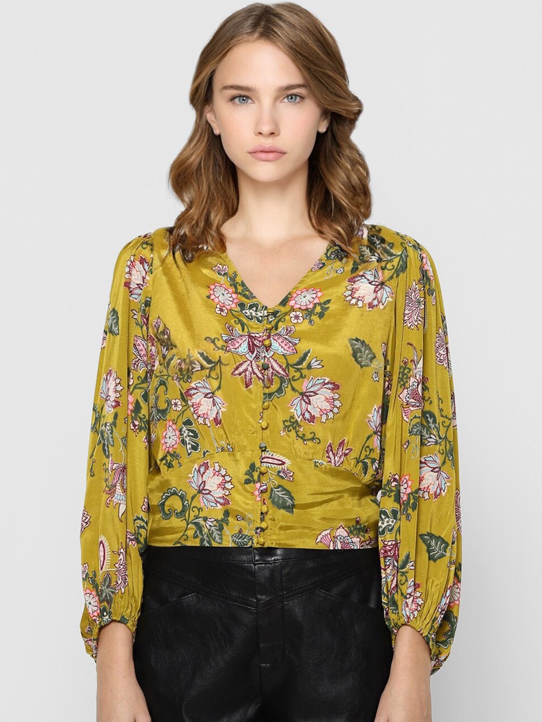 

ONLY Yellow Floral Regular Top