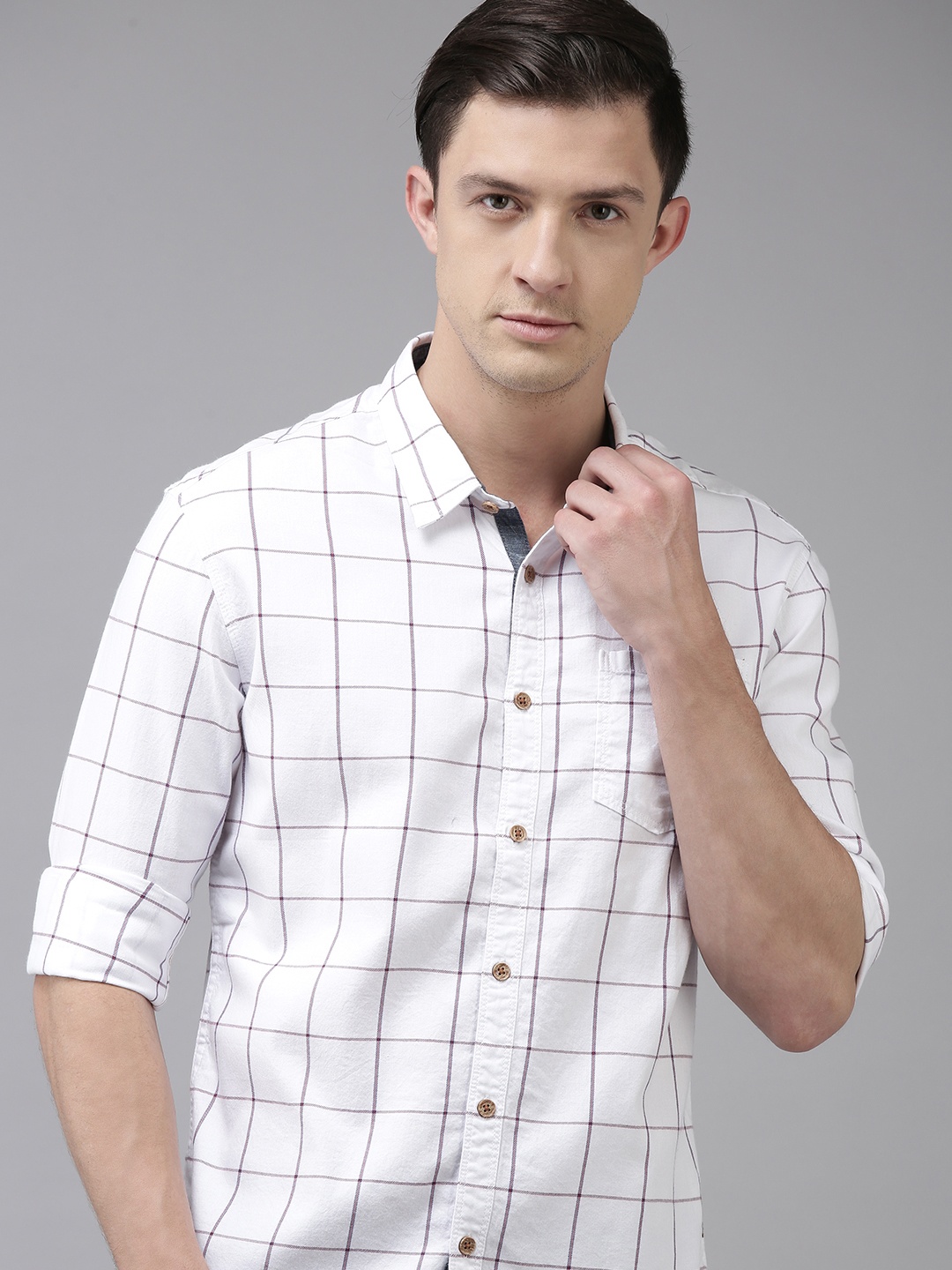 

BEAT LONDON by PEPE JEANS Men White Slim Fit Pure Cotton Checked Casual Shirt