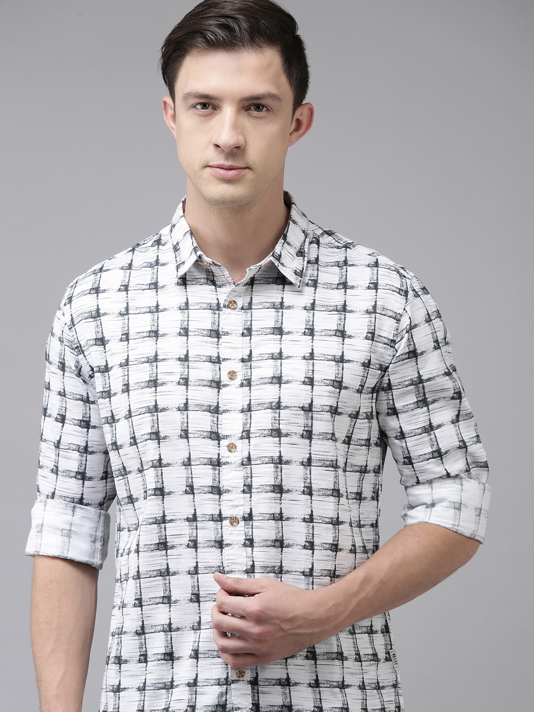 

BEAT LONDON by PEPE JEANS Men Grey Slim Fit Pure Cotton Checked Casual Shirt