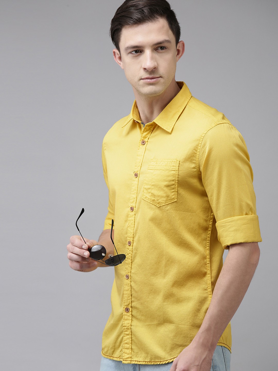 

BEAT LONDON by PEPE JEANS Men Yellow Slim Fit Pure Cotton Casual Shirt