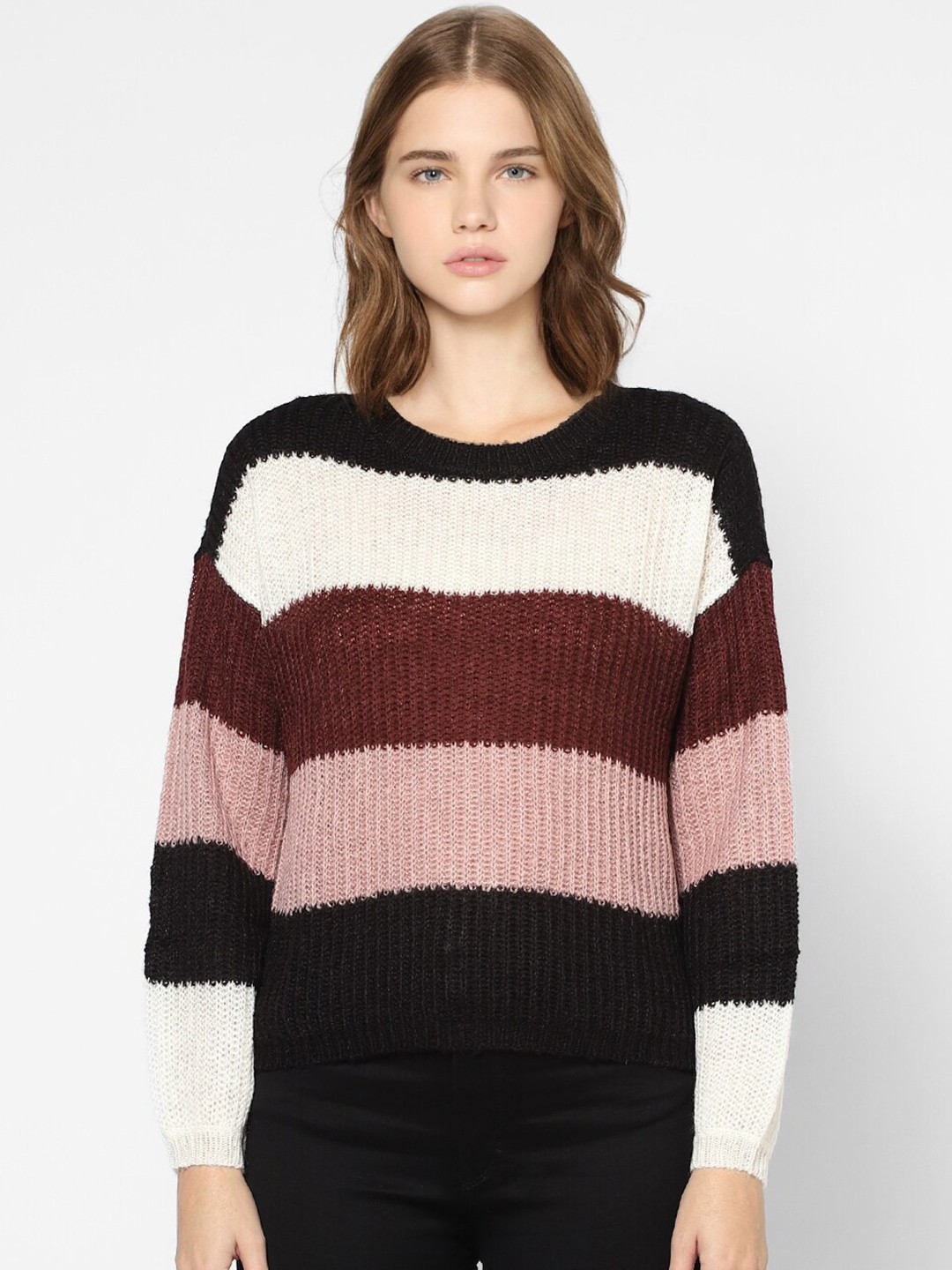 

ONLY Women Cream-Coloured & Black Acrylic Colourblocked Pullover Sweater