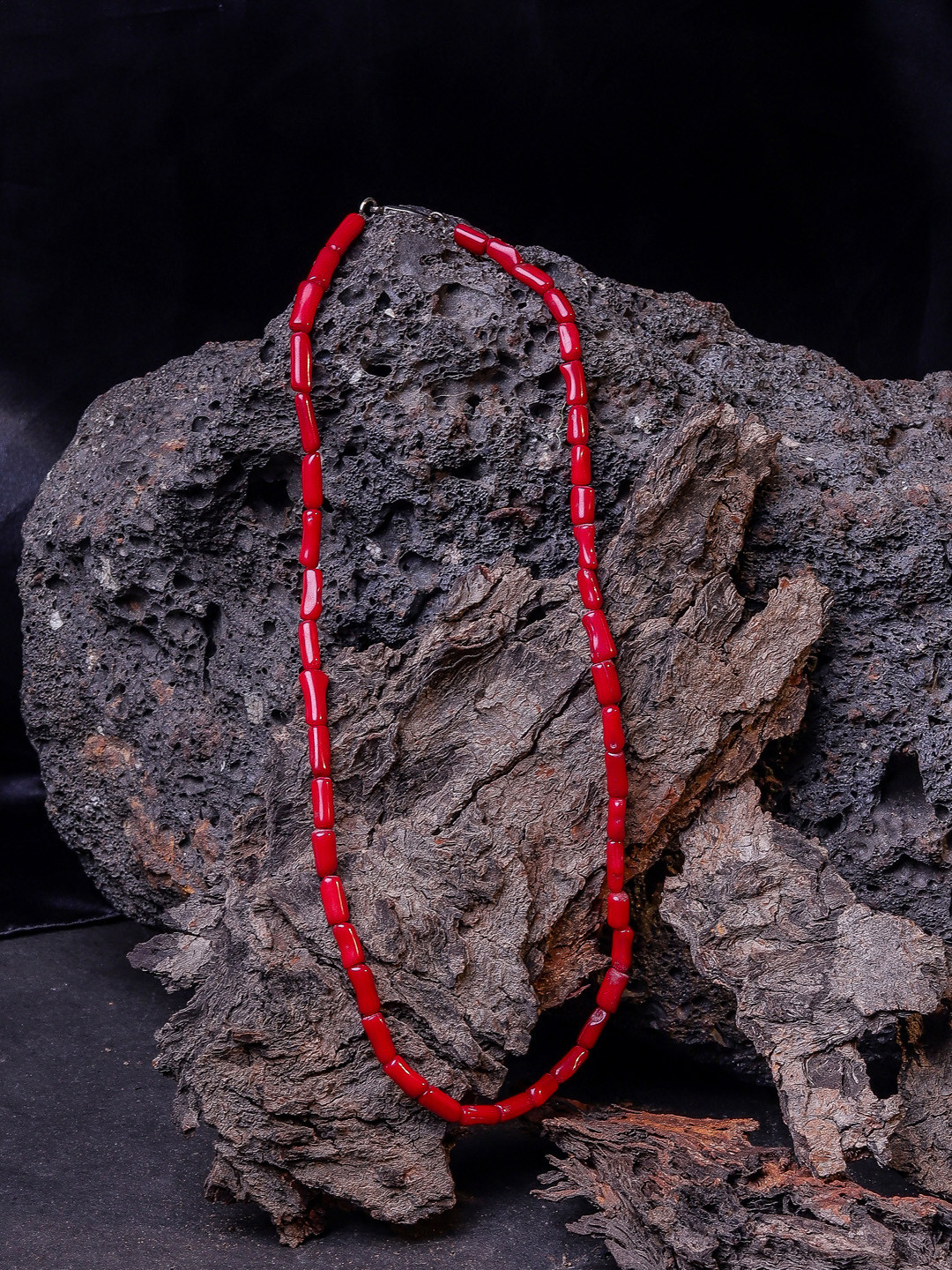 

DIVA WALK Red Silver-Plated Necklace