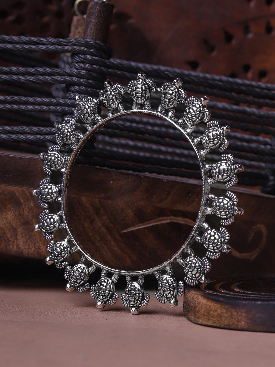 

DIVA WALK Women 2 Silver-Toned Handcrafted Silver-Plated Bangle-Style Bracelet