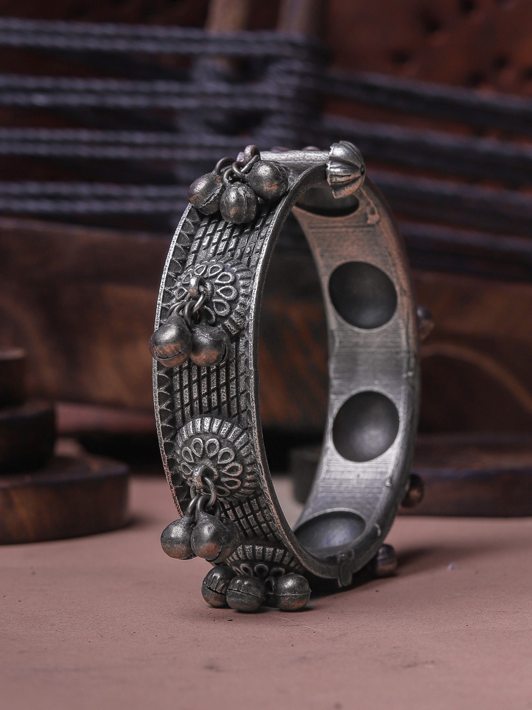 

DIVA WALK Women Silver-Toned Handcrafted Silver-Plated Bangle-Style Bracelet